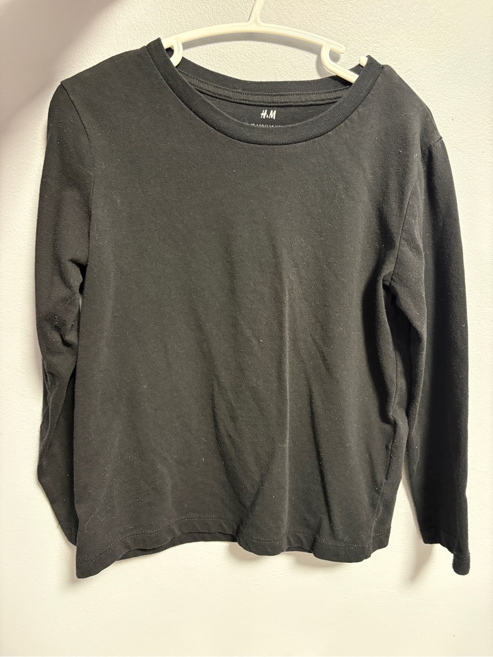 🛍️4/$20 🛍️ H&M 5T/6 Long Sleeve Crewneck long sleeve Tee - Black
